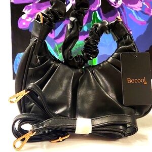 BECOOL NEW WOMANS/YOUNG WOMANS SCRUNCHI HANDLE PLEATED POCKETBOOK